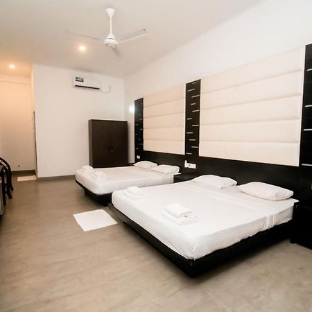 Lagoon Paradise Beach Resort Tangalle Exterior photo