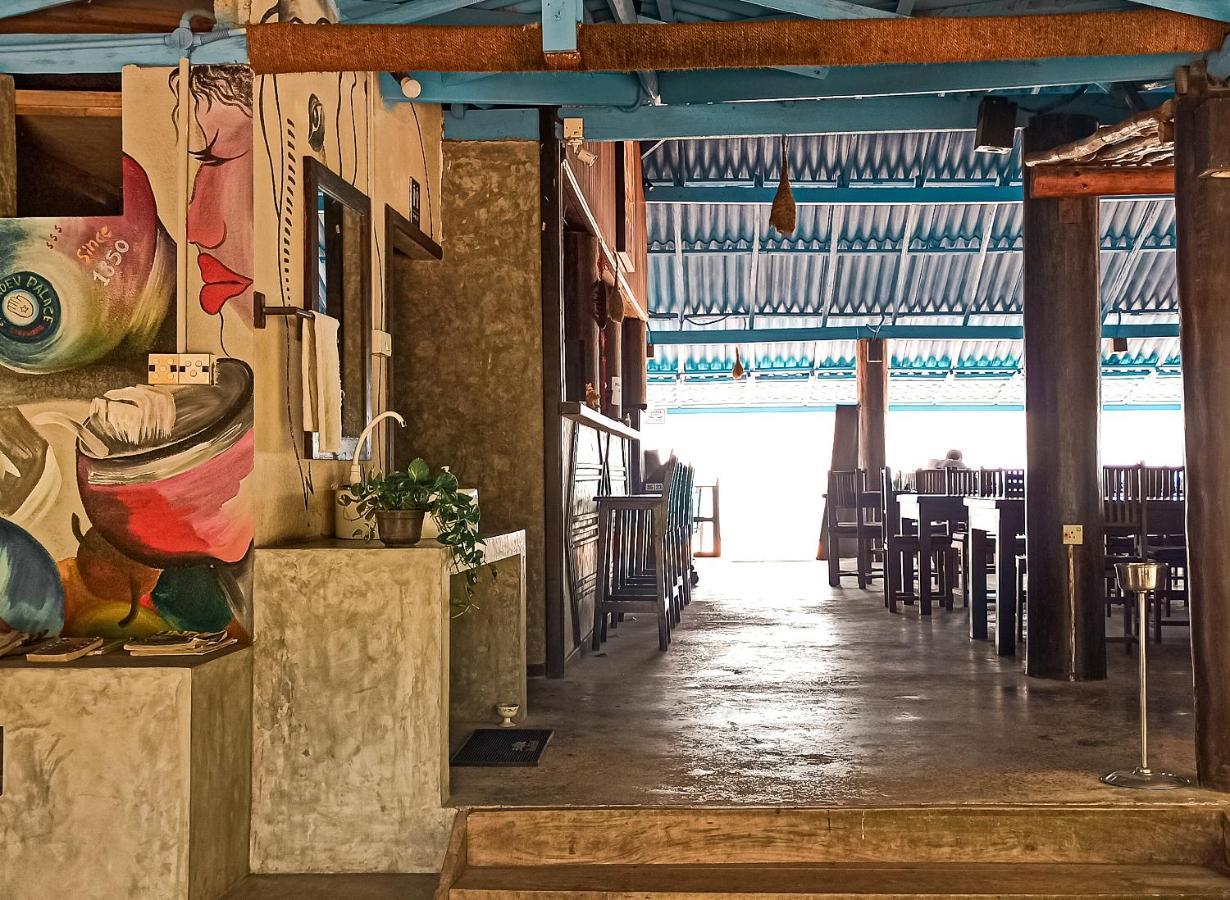 Lagoon Paradise Beach Resort Tangalle Exterior photo