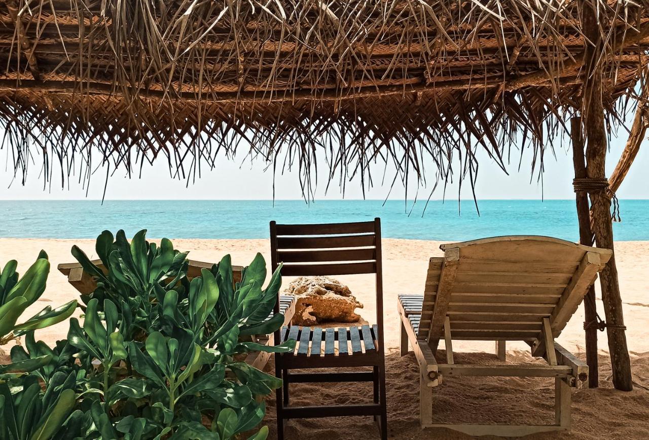 Lagoon Paradise Beach Resort Tangalle Exterior photo